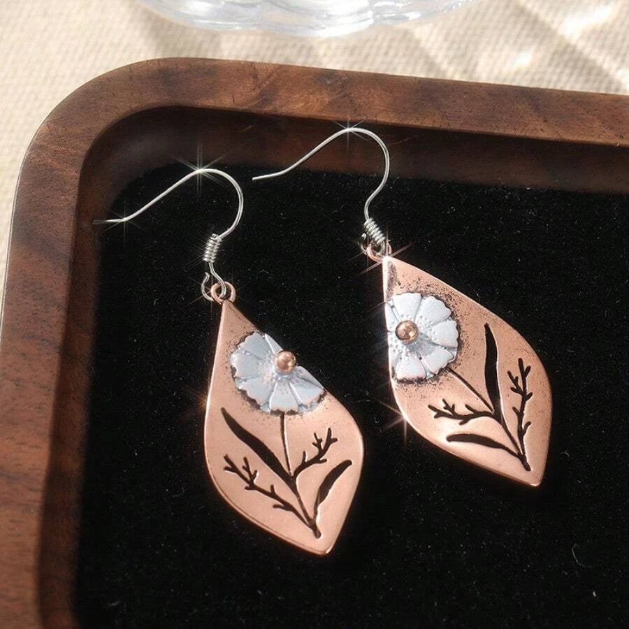 Vintage Carved Water Drop Earrings