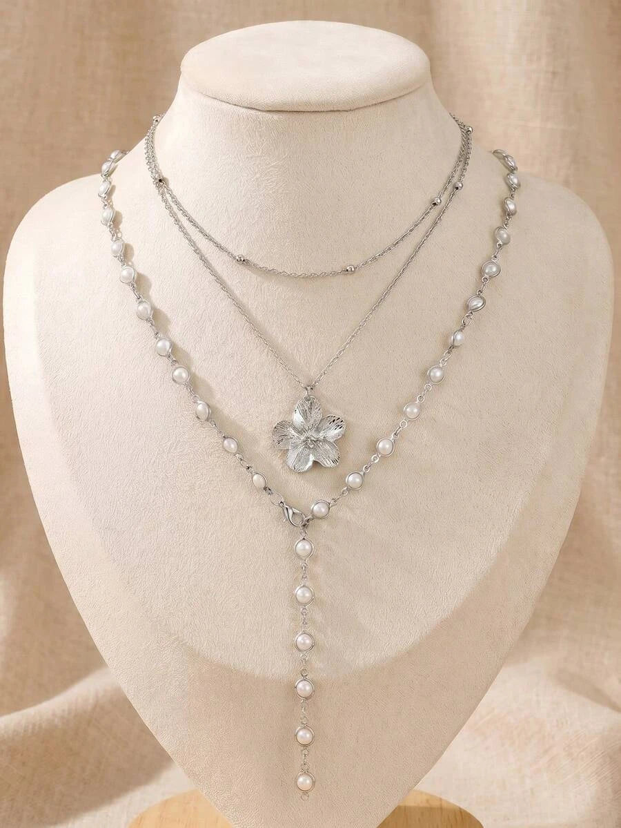 Pearl Flower Tassel Shell Necklace