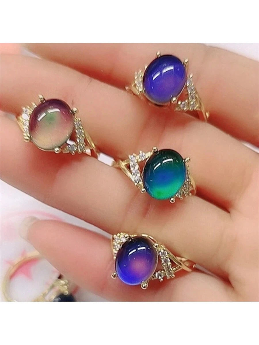 Color Changing Thermostone Cross Ring