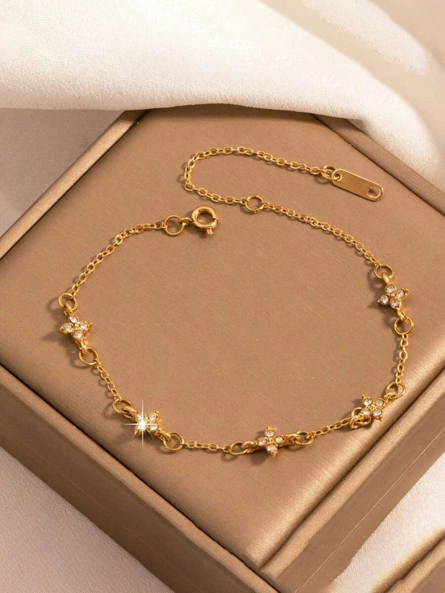Rhinestone Floral Stretch Bracelet