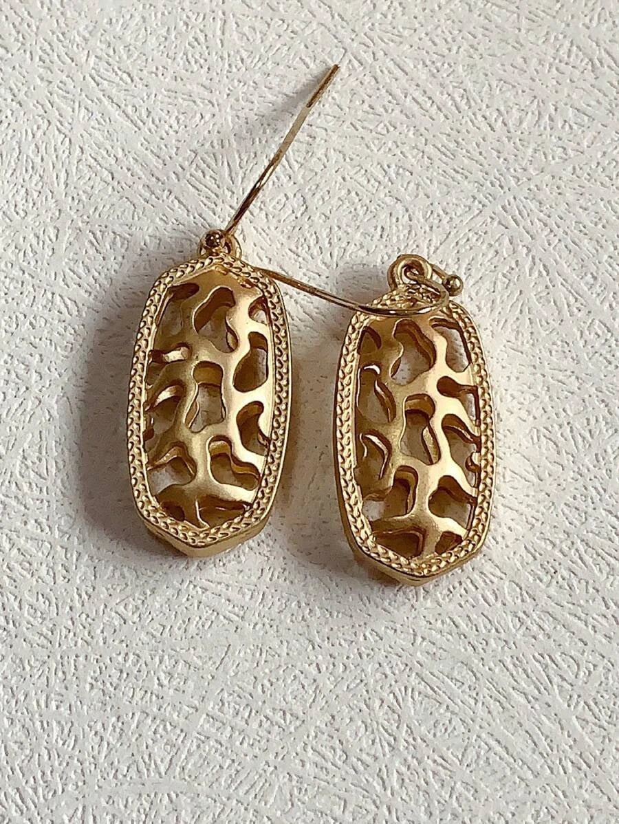 Hollow Out Geometric Drop Earrings