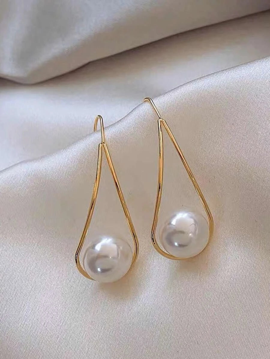 Vintage Faux Pearl Copper Dangle Earrings