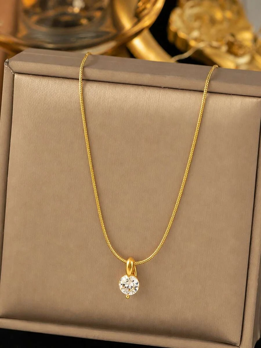 Minimalist Stainless Steel Glass Flower Pendant Necklace