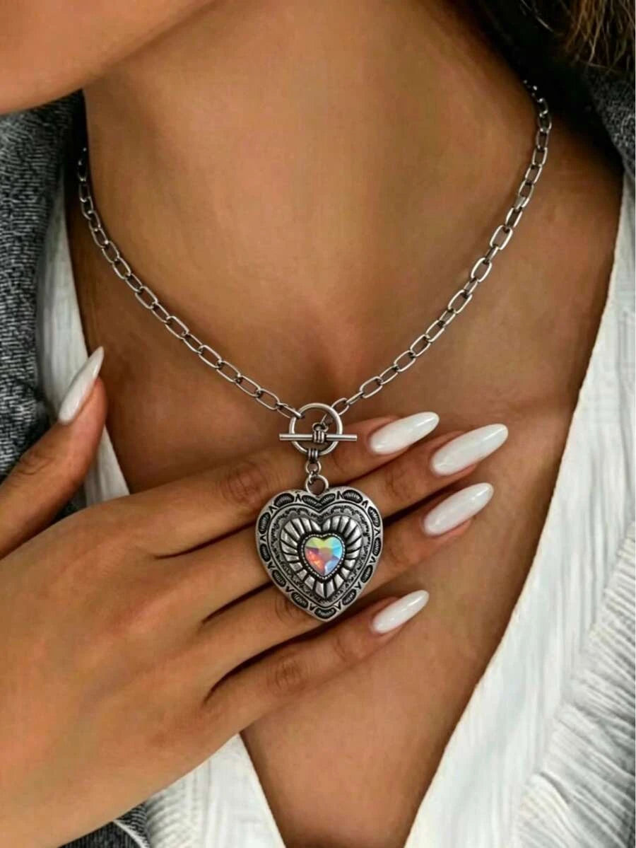 Vintage Heart Pendant Necklace