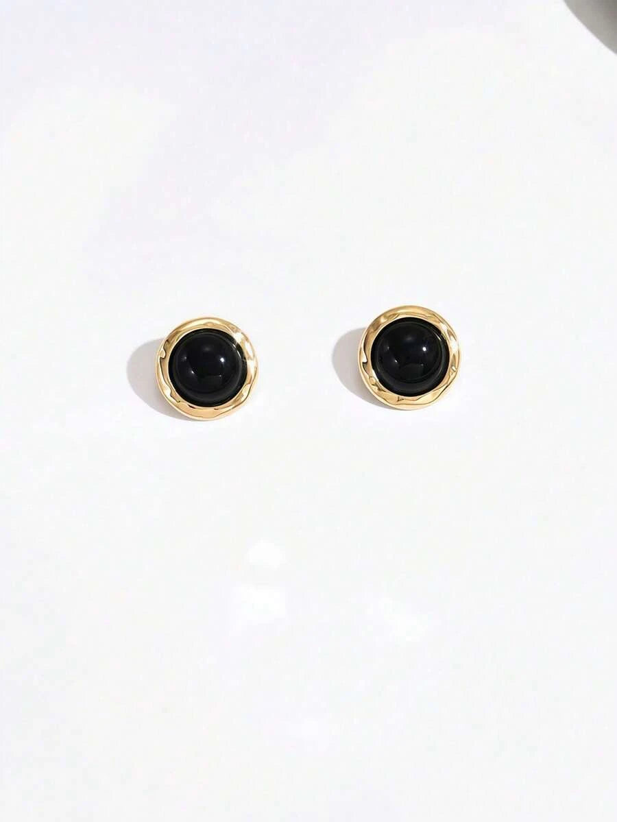 Retro Gold-Plated Black Round Earrings