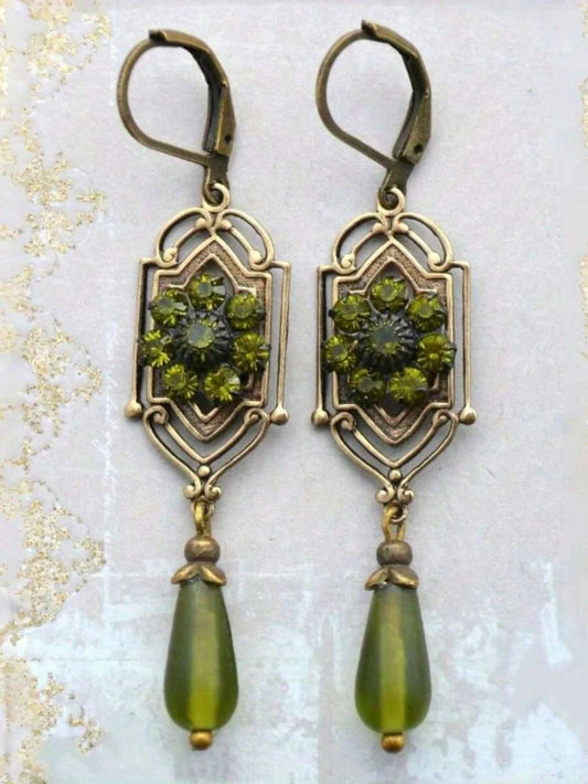 Vintage Water Drop Green Cubic Zirconia Earrings