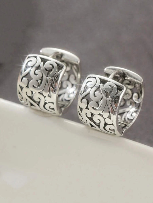 Vintage Hollow Hoop Earrings
