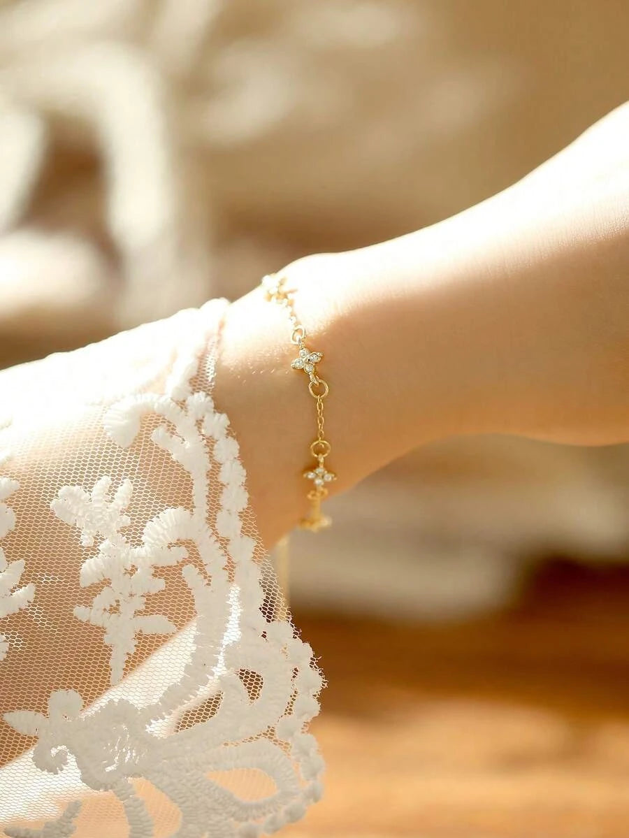 Rhinestone Floral Stretch Bracelet