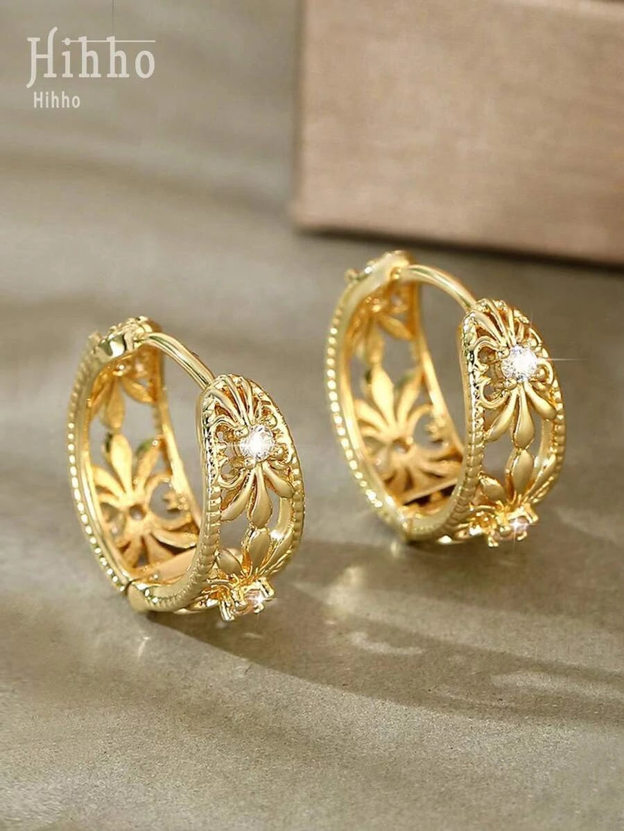Vintage Hollow Geometric Circular Earrings