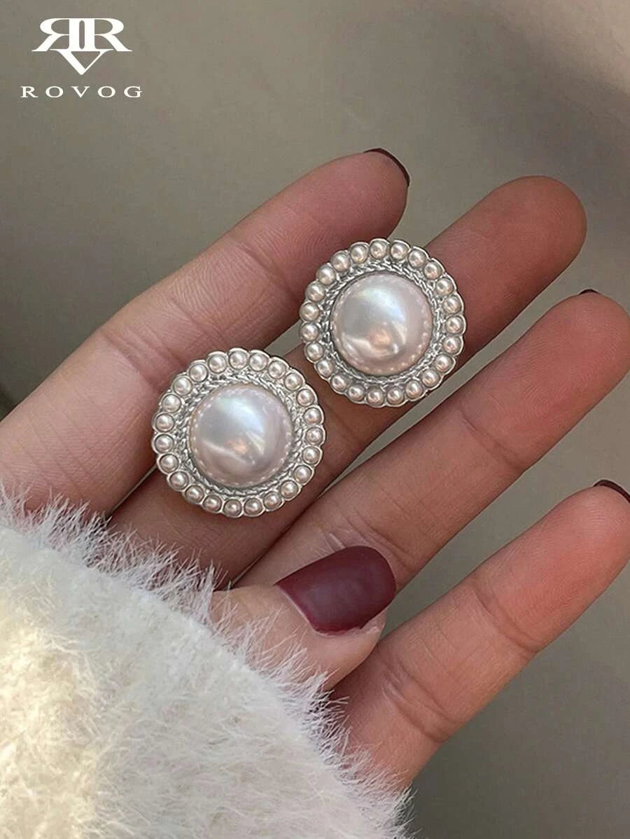 Faux Pearl Decor Stud Earrings