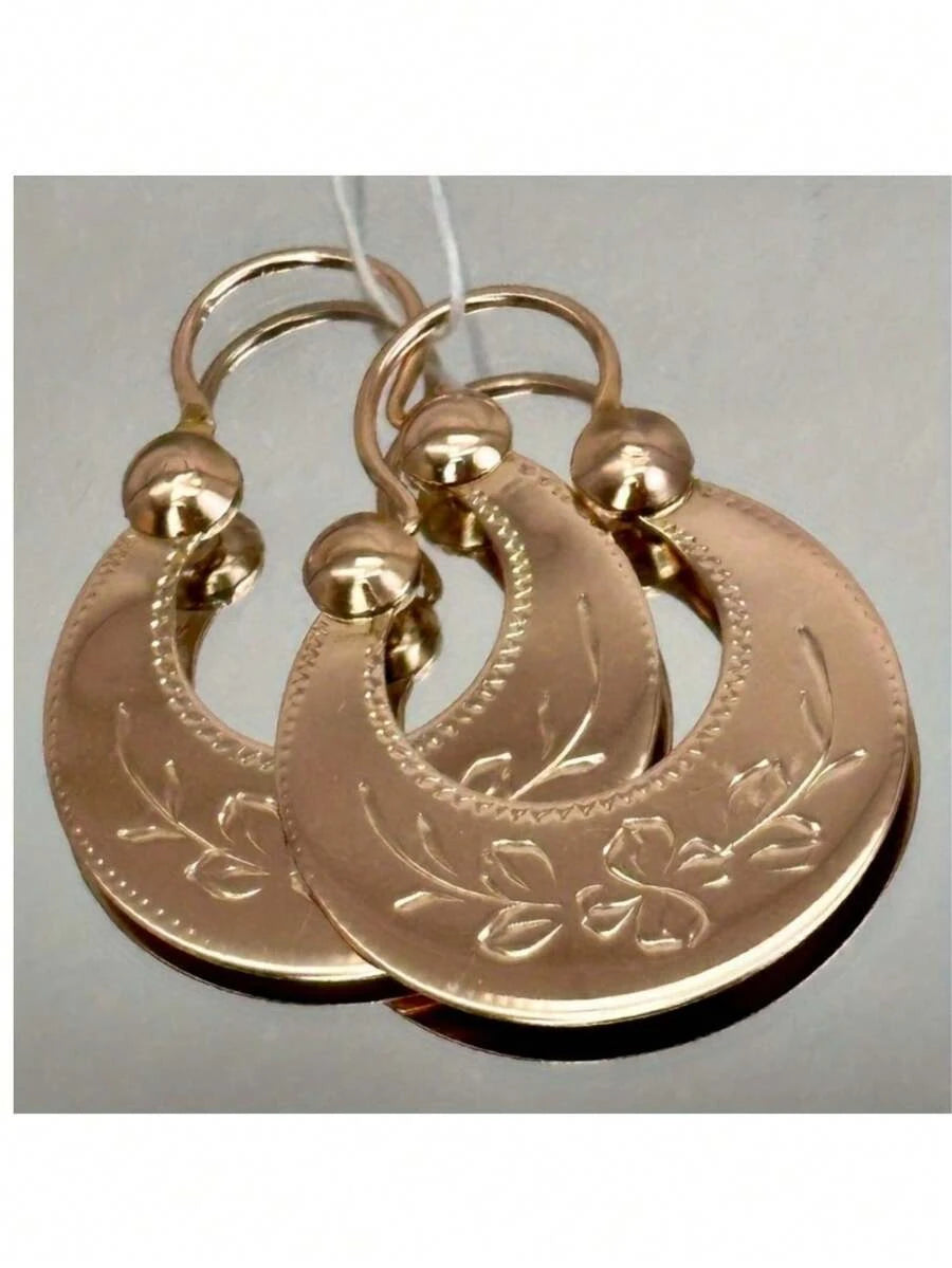 Classic Vintage Gold Carved Round Earrings