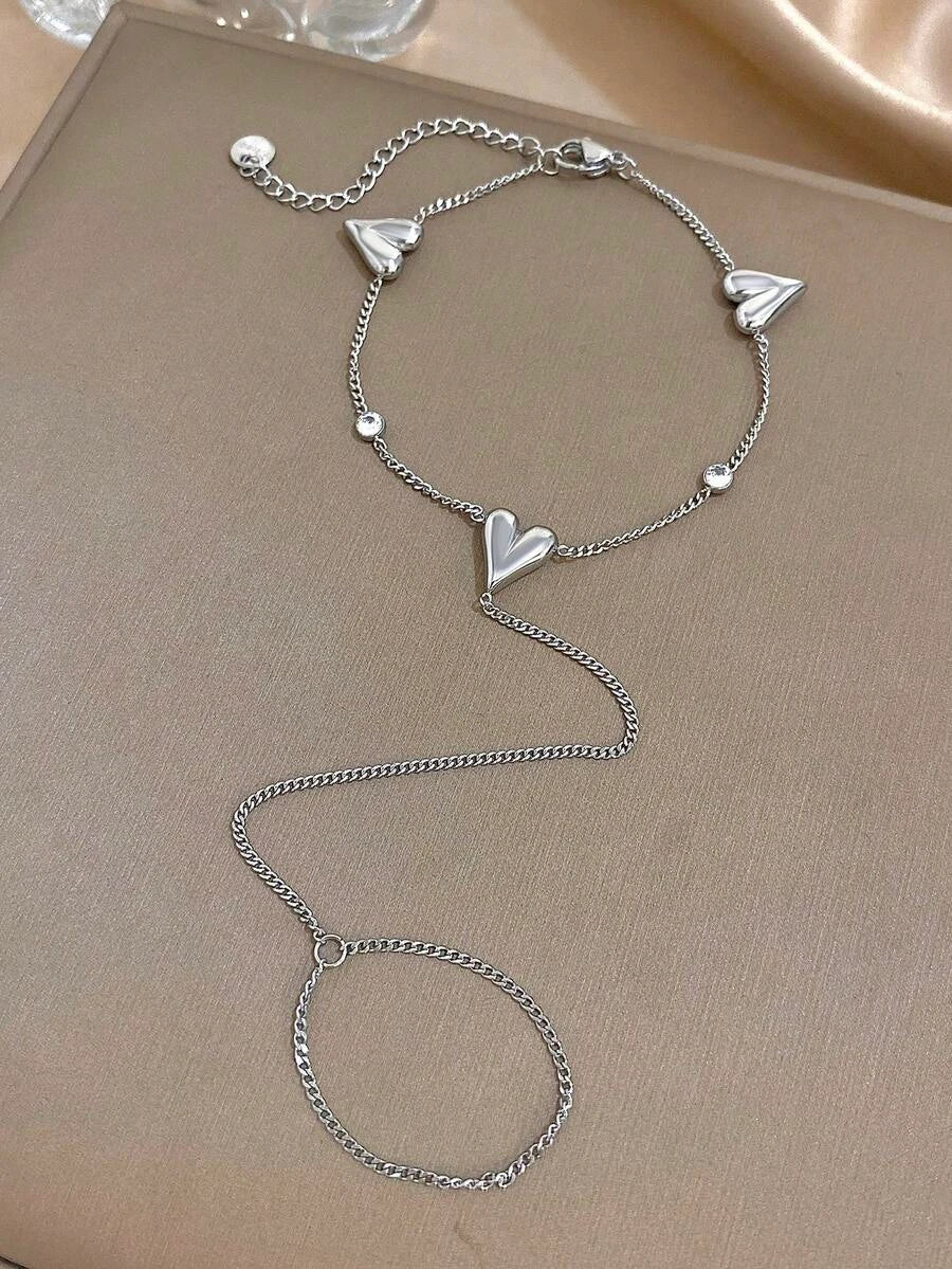 Four Leaf Clover Zirconia Finger Bracelet