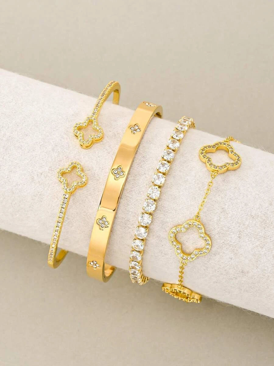 Gold Clover Bracelet Set