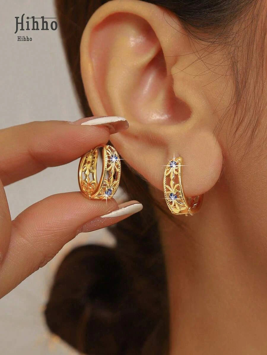 Vintage Hollow Geometric Circular Earrings