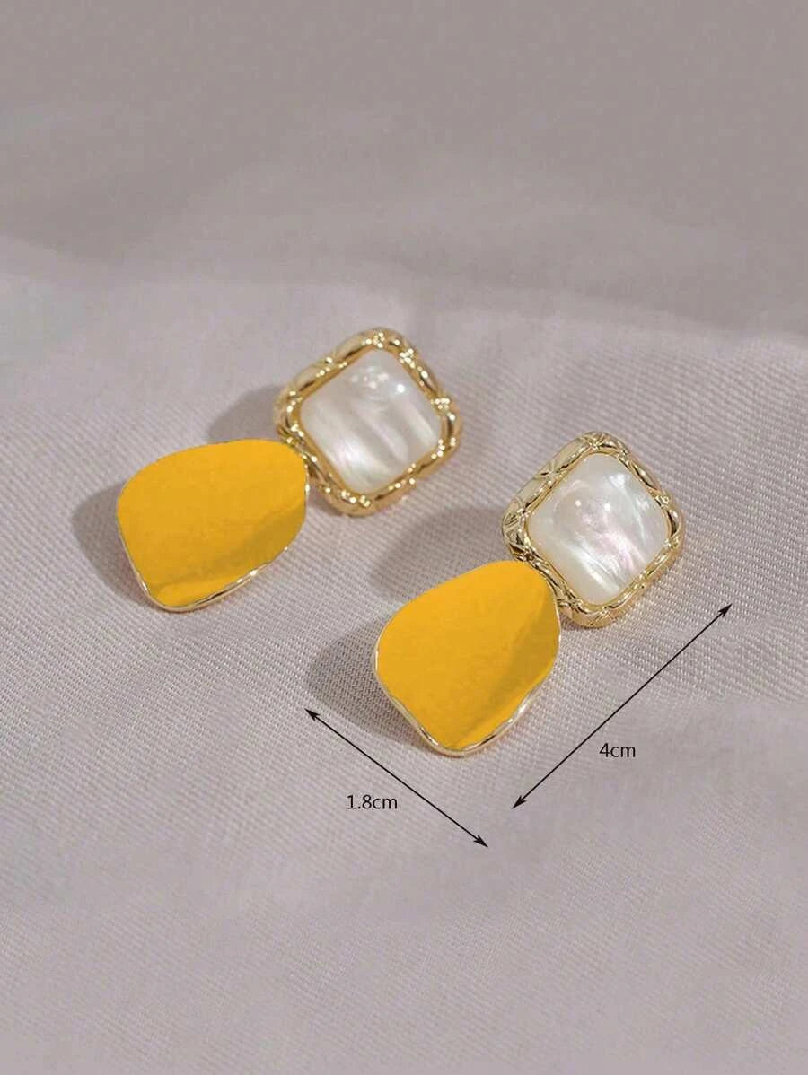 Burgundy Retro Square Asymmetrical Earrings