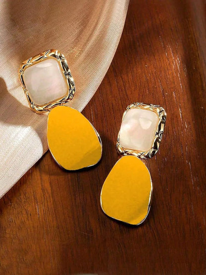 Burgundy Retro Square Asymmetrical Earrings